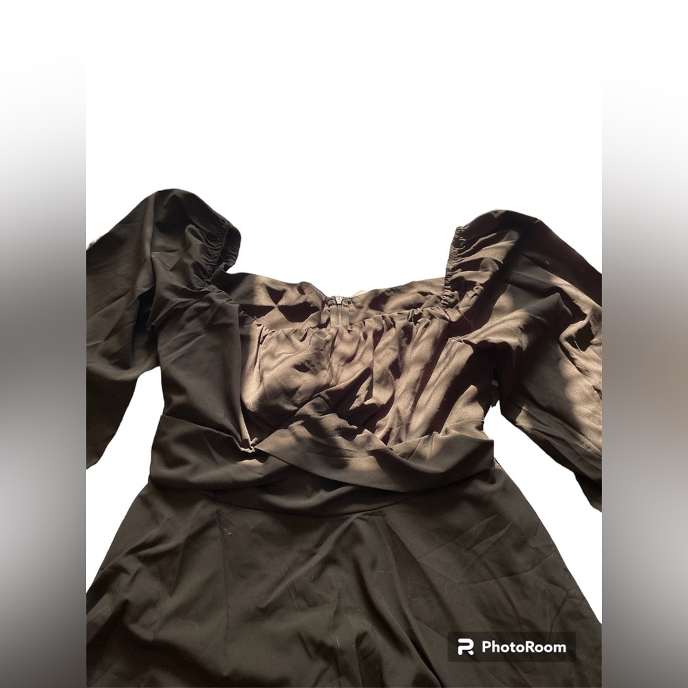 Black Puff-Sleeve Tiered Romper - Picture 7 of 11